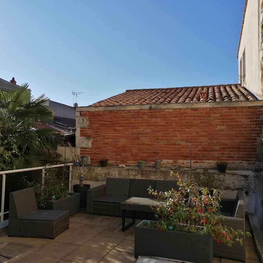 L Appart Des Cloutiers, Terrasse De 25M2 La Rochelle  Luaran gambar